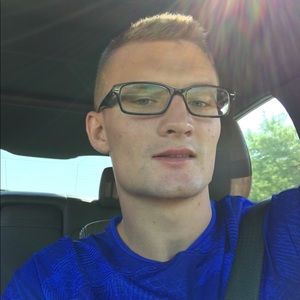 Meet your Posher, Ashton